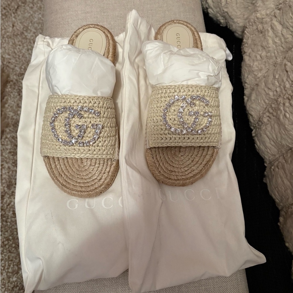 New with Tags and never worn!
Gucci Beige Espadrille Flats with Silver Accents